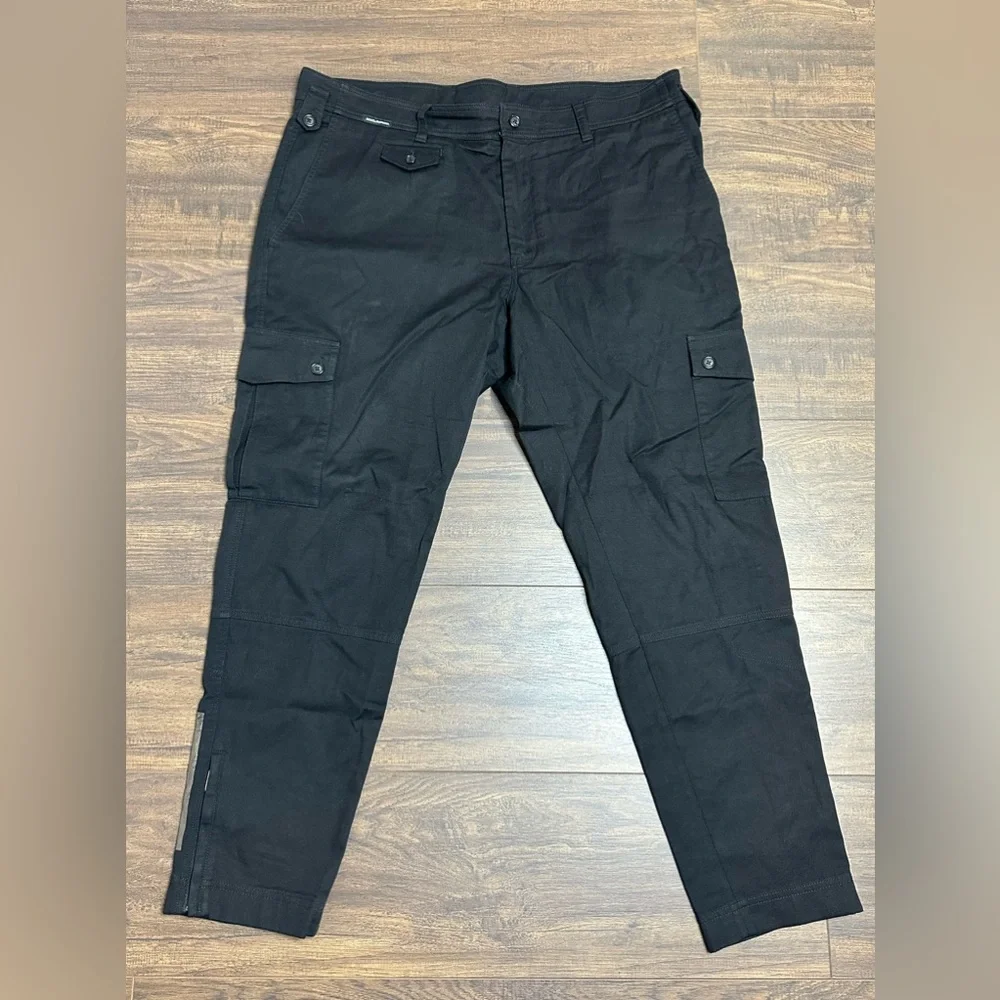 DOLCE & GABBANA Men's Black Cargo Pants - Picture 5 of 14
